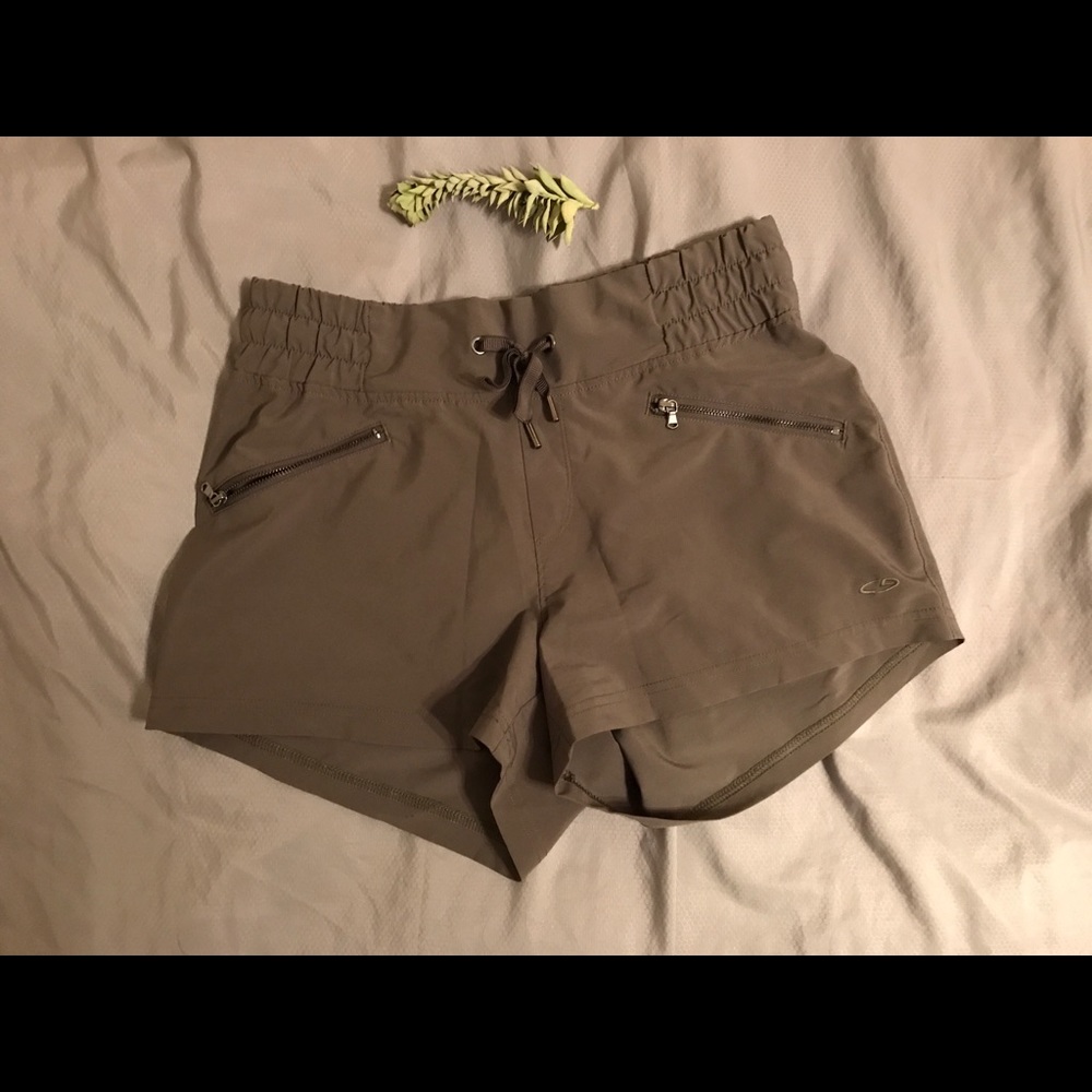 Amaaazing Champion shorts